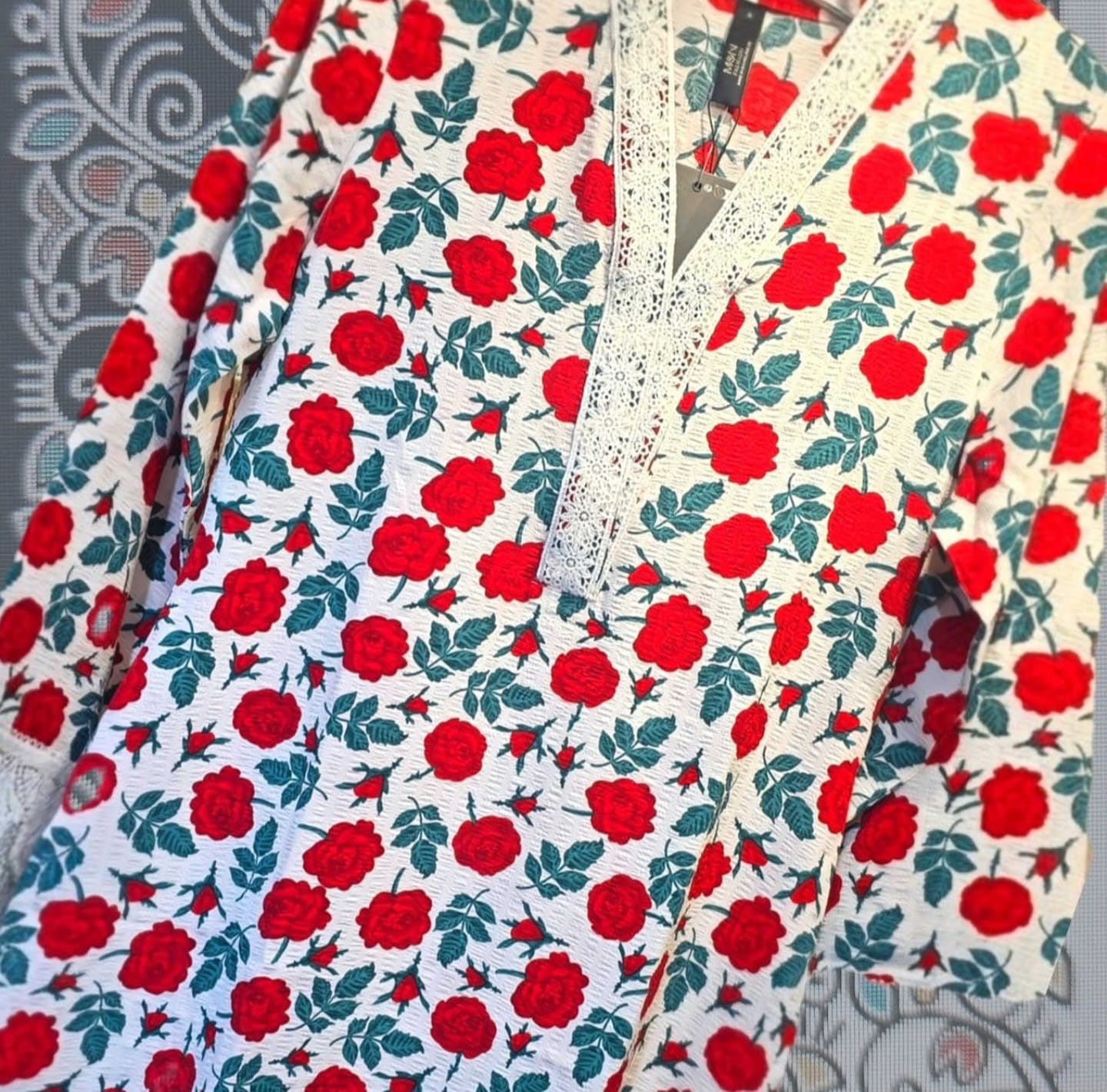 LADIES TOPS